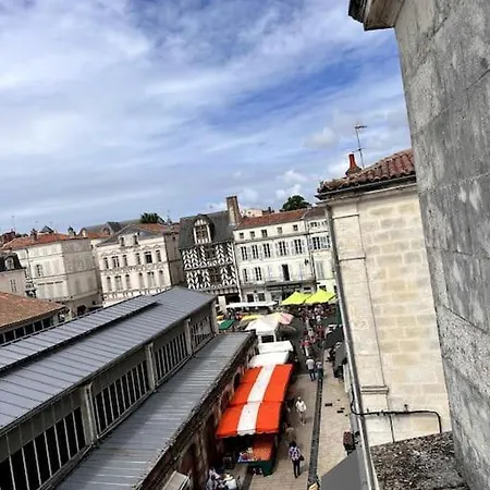 Daire Le Gambetta - Marche La Rochelle (Charente-Maritime)